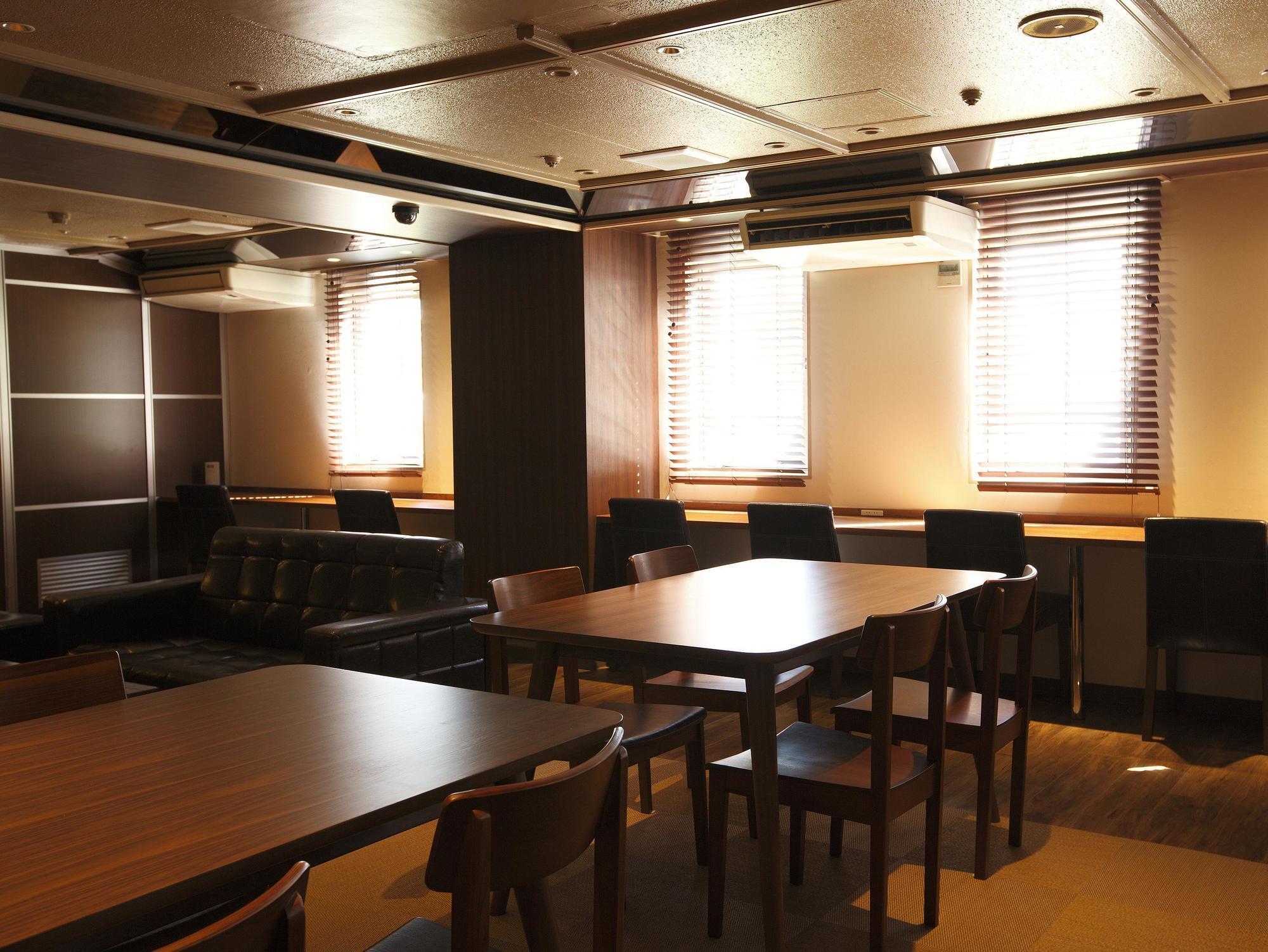 Shinjuku Kuyakusho-Mae Capsule Hotel Tokió Kültér fotó