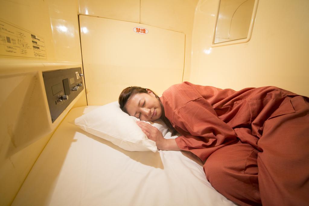 Shinjuku Kuyakusho-Mae Capsule Hotel Tokió Kültér fotó