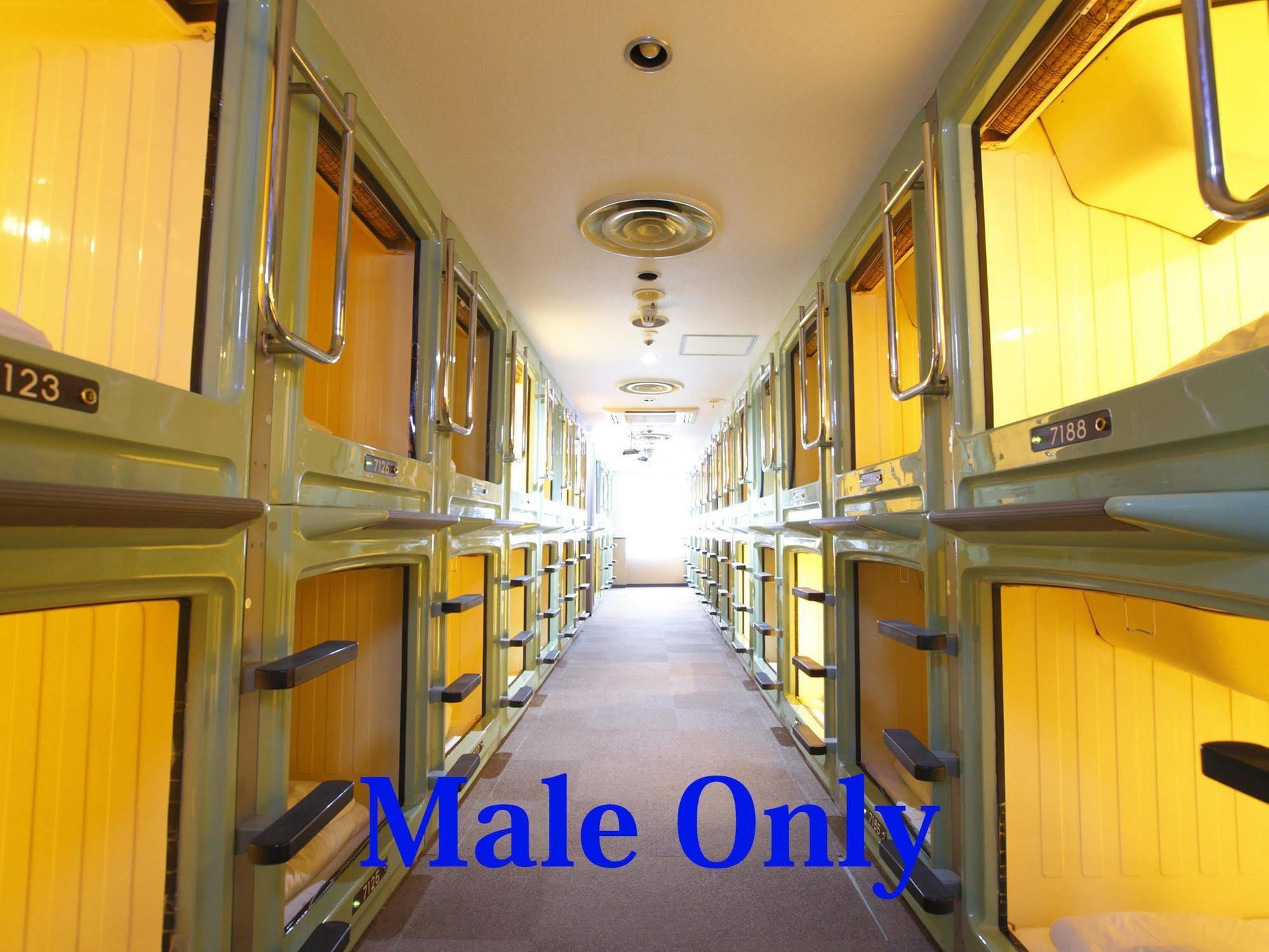Shinjuku Kuyakusho-Mae Capsule Hotel Tokió Kültér fotó