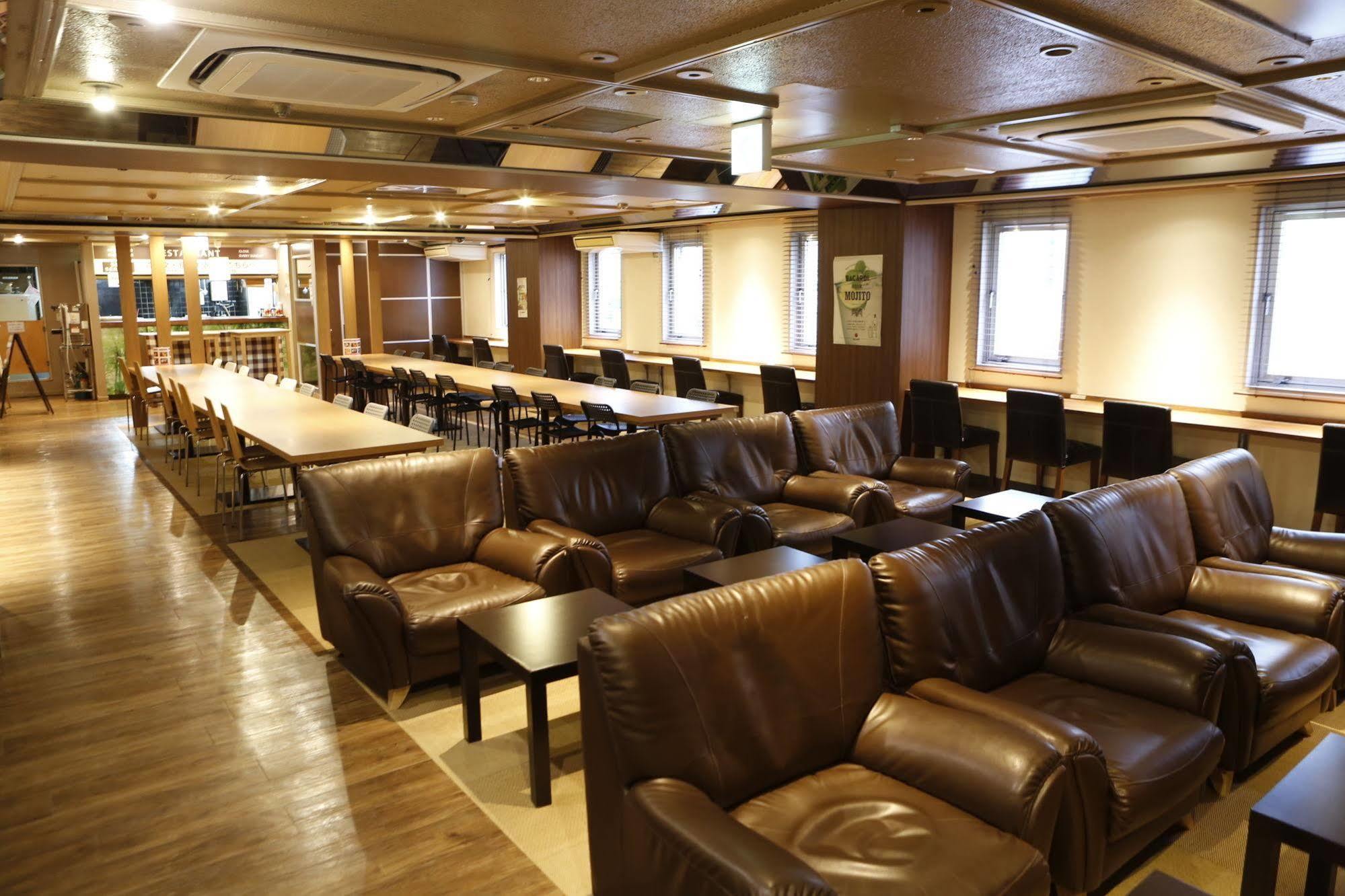 Shinjuku Kuyakusho-Mae Capsule Hotel Tokió Kültér fotó
